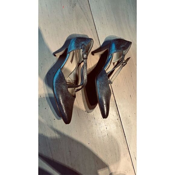 PAUL GREEN SILVER LEATHER POINTED TOE HEELS SZ 9 - Picture 4 of 10